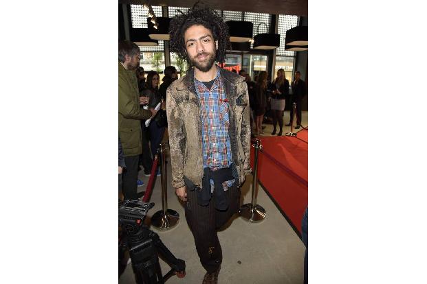 ...mischte sich dann auch noch ein Promi-Sohn: Noah Becker, Spross von Tennislegende Boris Becker. Der 23-Jährige erschien...