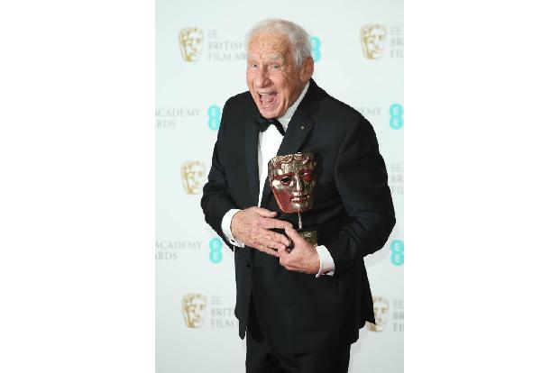 ...übrigens auch Mel Brooks, der mit dem BAFTA Fellowship-Award ausgezeichnet wurde. Der sage und schreibe 90-jährige Komike...