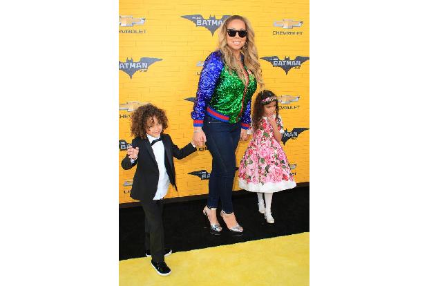 ...Sängerin Mariah Carey kennt die Herausforderungen von doppeltem Nachwuchs. Mit ihren Twins Moroccan und Monroe (beide 5) ...