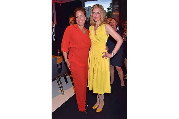 ...weltweit die Nominierten für die Preisverleihung am 20. November in New York ausgewählt. Das hat auch Schauspielerin Deni...