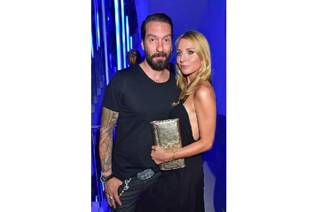 ...The Boss Hoss Alec Völkel sicherlich kein Interesse. Der ist schließlich gerade frisch verheiratet und brachte seine Frau...