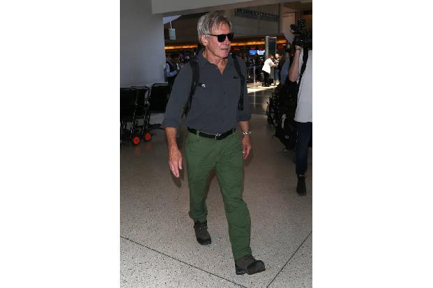 ...ist es auch nicht zu erwarten, dass Harrison Ford in nächster Zeit allein seines Weges gehen wird. Auf die nächsten 15 Ja...