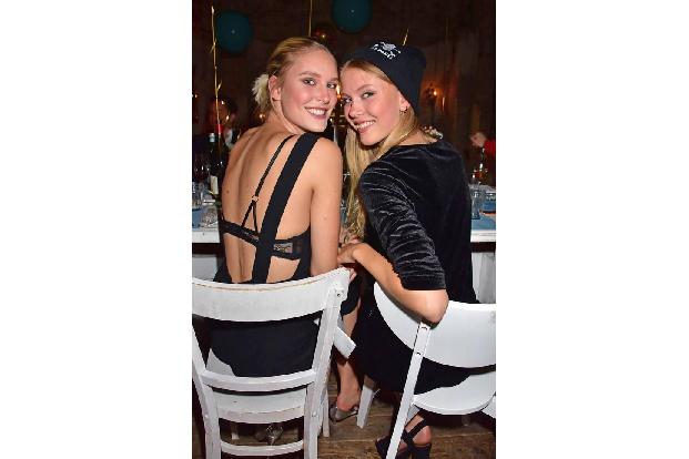 ...Schönheit in der Familie liegt, bewiesen diese beiden Damen hier: Nina Hnizdo, die ältere Schwester von Kim, arbeitet ebe...