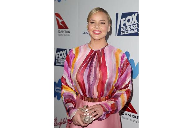 ...richtig großen Job könnte Abbie Cornish bereits an Land gezogen haben. Aktuell ist sie mit Gerard Butler für 'Geostorm' a...