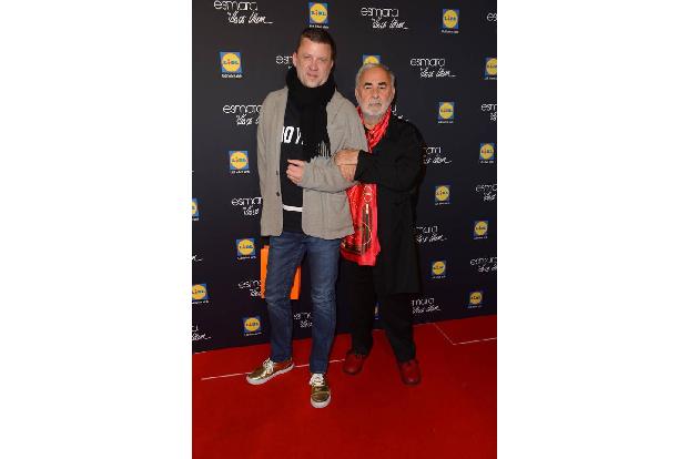 ...kreieren, die uns an den Festtagen glänzen lässt und dabei unkompliziert und elegant ist