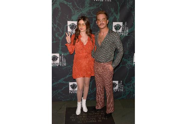 ...die 70er, wäre es bei TV-Darstellerin Molly Gordon und 'Pitch Perfect'-Mime Ben Platt ebenfalls nicht so einfach zu erken...