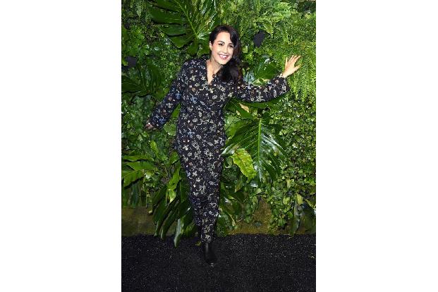 ...Nina Moghaddam gehörten dabei zu den Stars, die die Erdem x H&M-Kollektion tragen durften. Die Teile sind aber nicht nur ...