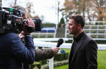 ...Michael Owen auch irgendwie der Mann der Stunde und alles drehte sich um den Athleten und nicht um die Royals, die...