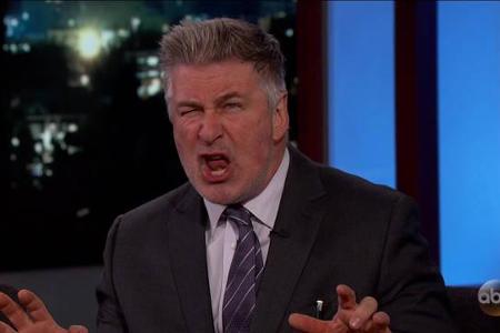 ...Alec Baldwin, der im Gegensatz zu Herrn Bush nicht viel zu lachen hatte. Aber als Trump-Kritiker in der aktuellen Zeit ha...