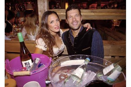 ...das Oktoberfest ohne das Käferzelt? Nicht halb so interessant auf jeden Fall. Denn dort konnte man am Sonntag auch Micha...