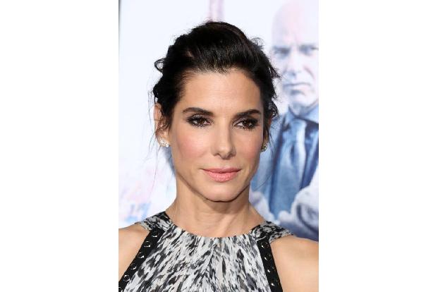 ...gute, eigentlich perfekte Kenntnisse der deutschen Sprache hat Sandra Bullock. Sie hat eine deutsche Mutter und wuchs 12 ...