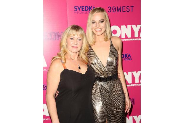 Fiktion trifft auf Realität: Das könnte man sinngemäß über die Premiere von 'I, Tonya' in Los Angeles sagen. Denn in diesem ...