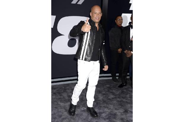 ...ist aber Vin Diesel. 1,6 Milliarden Dollar konnten mit seinen Filmen 'Fast & Furious 8' und 'xXx:Die Rückkehr des Xander ...