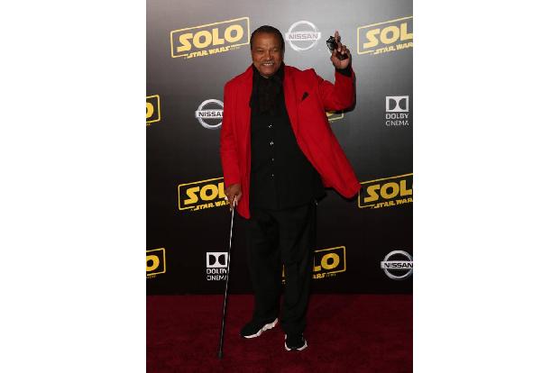 ...um sich später wieder auf seine Seite zu schlagen. Der Original-Lando ließ sich daher die Gelegenheit nicht nehmen: Billy...