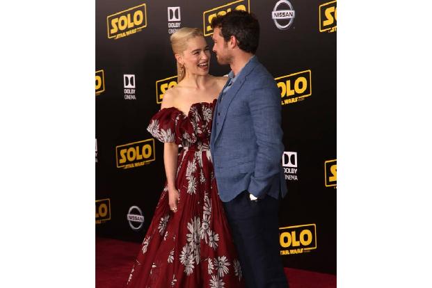 ...hatten Emilia Clarke und Alden Ehrenreich Grund zum Freuen: 'Solo - A Star Wars Story' ist garantiert ein Kassenschlager....