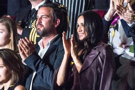 ...darauf verzichtet, eine Trauzeugin zu ernennen. Dieser Posten bleibt unbesetzt, wie der Kensington Palast Anfang Mai best...