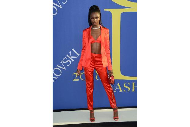 ...Leomie Anderson in den Big Apple: Das Nachwuchsmodel leuchtete in Sachin & Babi und kombinierte Schmuck von Chopard zu ih...