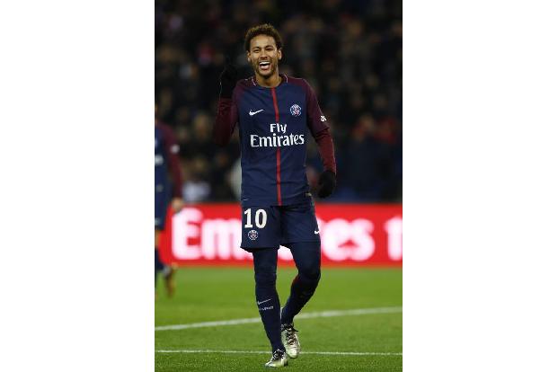 …wie der teuerste Transfer der Fußballgeschichte: Neymar. Der wird ab dem 17. Juni für Brasilien von Linksaußen versuchen, d...