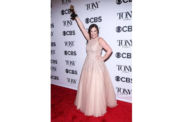 ...Nebendarstellerin in einem Musical wurde Lindsay Mendez gekürt: Die 35-jährige hatte in 'Carousel' überzeugt. Der große S...