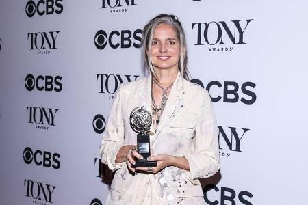...Christine Jones, die bei 'Harry Potter and the Cursed Child' für einen unverwechselbaren Look gesorgt hatte.