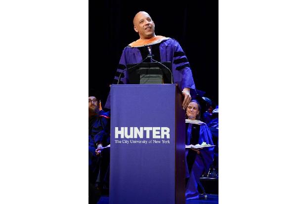 Vin Diesel gilt nicht gerade als Charakterdarsteller. Doch immerhin reichte es jetzt für einen Ttel seiner ehemaligen Uni, d...