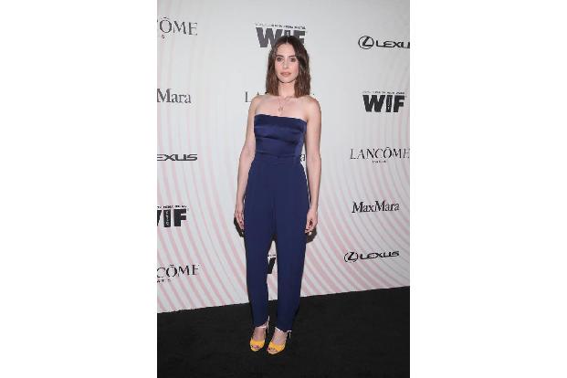 ...Schauspielerin Alison Brie, die derzeit in 'GLOW' für Aufsehen sorgt - die Serie über eine Frauen-Wrestling-Gruppe im Ame...