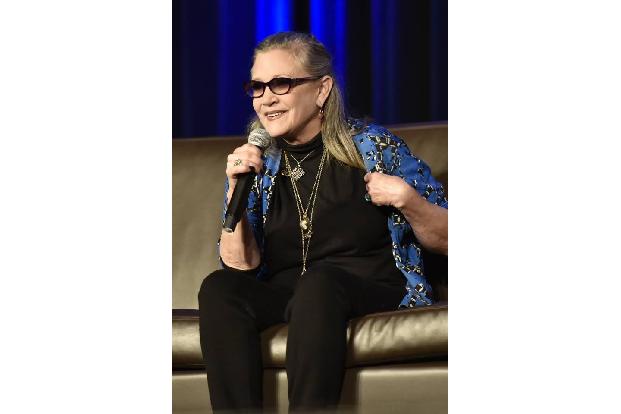 ...Carrie Fisher, die im Laufe ihres Lebens mehrere Romane veröffentlichte. Am bekanntesten ist 'Postcards From the Edge', e...