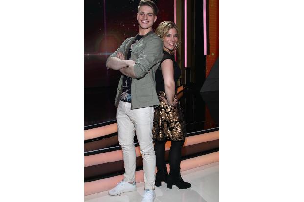 ...posierte freudestrahlend mit dem Schweizer Newcomer Vincent Gross. Entertainment pur, die Gute!