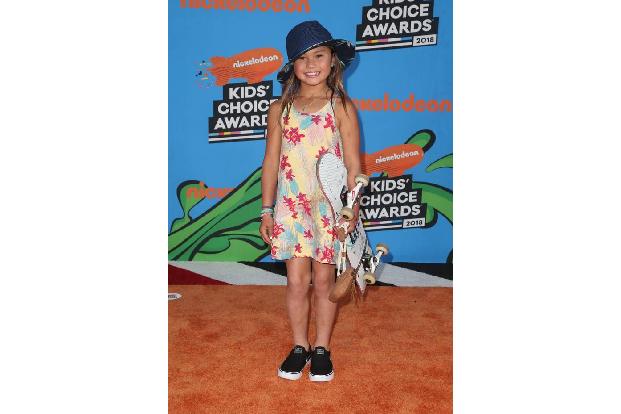 ...ist dieser ungewöhnliche Gast: Sky Brown ist mit 9 Jahren die vermutlich jüngste Profiskaterin der Welt! Ihr Deck hatte d...