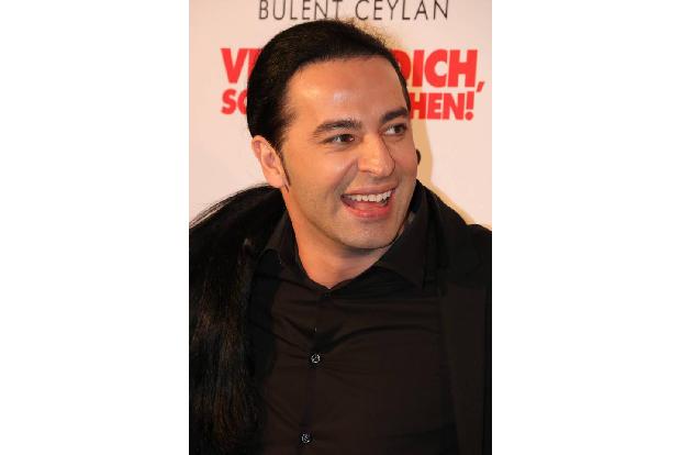 Natürlich durfte Bülent Ceylan auf der Filmpremiere nicht fehlen, schließlich spielt er die Hauptrolle in dem Streifen. Sein...
