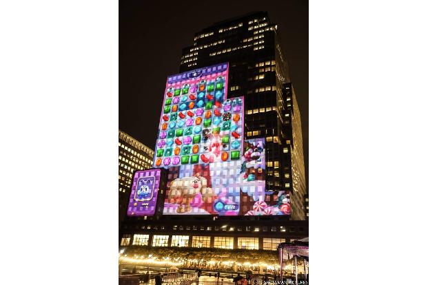 Hoch, höher, Candy Crush! Als am 11. Oktober 'Candy Crush Saga Friends' – die neueste Version des Kultspiels – im Big Apple ...