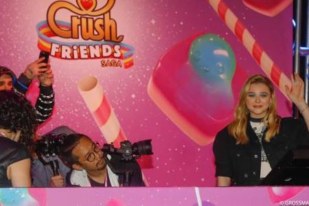 ...zeigte sie sich dann aber nicht wirklich ehrgeizig, sondern viel mehr dem Publikum zugewandt. Ihren Fans hat's gefallen u...