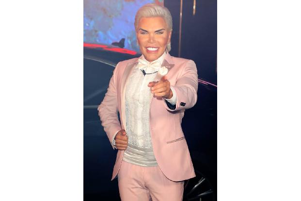 Im Sommer dieses Jahres nahm der Society-Boy am britischen 'Promi Big Brother' teil. Weil er zu oft das N-Wort benutzte, mus...