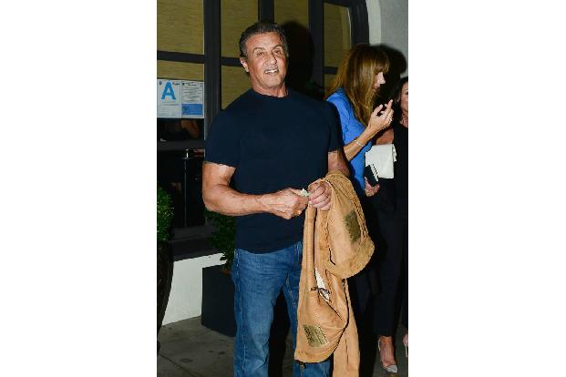 …'Rocky' zieht sich schon lange die Boxhandschuhe an. 1976 erschien der erste Film der Reihe, der Sylvester Stallone zum Sup...