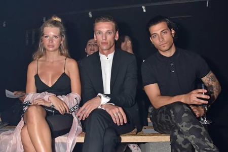 ...'Chroniken der Unterwelt'-Darsteller Jamie Campbell Bower und 'Riverdale'-Schnuckel Rob Raco wollten unbedingt auf ein Fo...