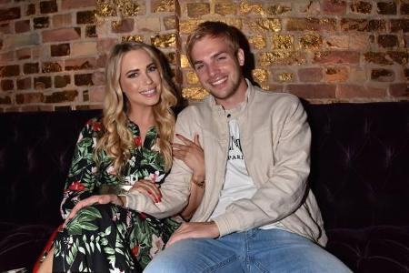 Fashion Week Warm-Up! Man kennt sie als als zickige, aber im Herzen gute Kim Seidel aus 'Verliebt in Berlin' - und genau das...