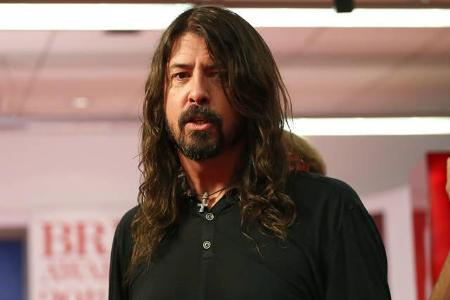 Als Foo-Fighters-Frontmann Dave Grohl mit seiner Band am Wochenende ein Konzert in New York gab, war er auf ein Bandmitglied...