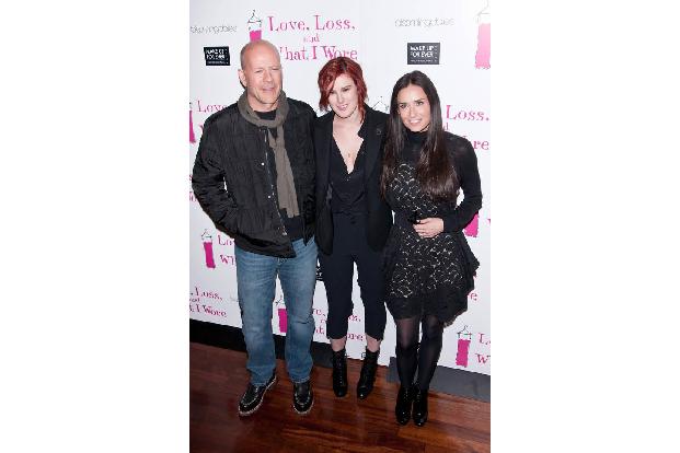 ...Elternteil Rumer Willis lieber zusammen arbeitet, ist uns nicht bekannt. Erfahrung genug hat die Schauspielerin allerding...