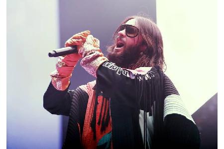 ...Jared Leto ist Musik mehr als nur sein Hobby - seine Rockband Thirty Seconds to Mars, in der er nicht nur singt, sondern ...