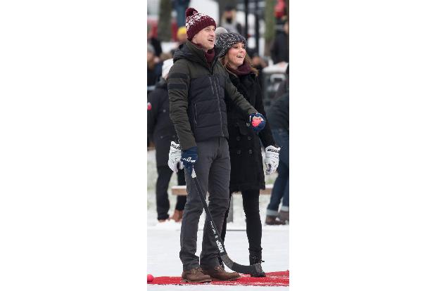 Prinz William und Herzogin Catherine sind wieder auf Tour! Dieses Mal beehren sie das schöne Schweden und Norwegen und werde...
