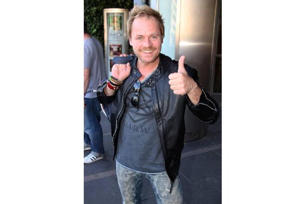 ...das Dschungelcamp freiwillig verließ, war übrigens Schauspieler Dustin Semmelrogge in Staffel eins. Auch...