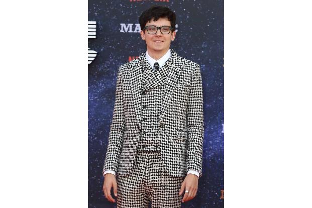 ...Asa Butterfield, denn der Jungstar war zwar zur Premiere erschienen, ist aber unter den Darstellern nicht offiziell gelis...