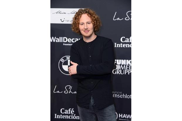 ...sorgte unter anderem Michael Schulte. Der 'ESC'-Teilnehmer feierte bei der Veranstaltung die Weltpremiere seines Songs 'N...