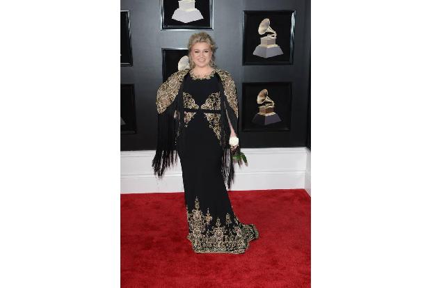 ...Kelly Clarkson, als diese ihr Idol Meryl Streep traf. Der Anlass war die Golden-Globe-Verleihung 2018 und Meryl umarmte i...