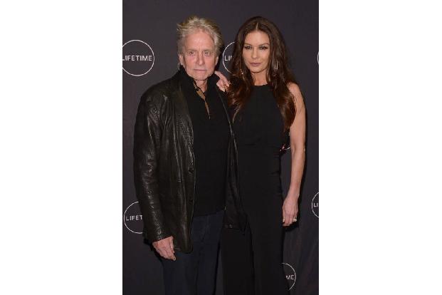 ...meisterte Leinwandschönheit Catherine Zeta-Jones ihre Erkrankung, die ihr das Leben zwar schwer machte, aber nicht zerstö...
