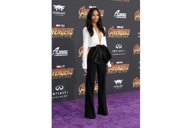 ...sah Zoe Saldana aus! Gamora aus 'Guardians of the Galaxy' präsentierte sich selbstbewusst wie eh und je in Los Angeles - ...