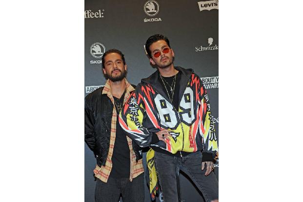 ...2013 die Zwillingsbrüder Bill und Tom Kaulitz, die mit ihrer Band Tokio Hotel bereits als Teenager weltberühmt wurden. Di...