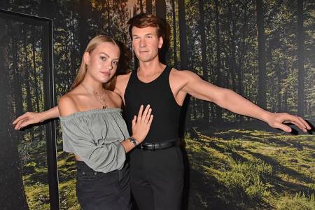 Töchterchen Cheyenne war stolz wie Bolle, mit Johnny posieren zu können. 