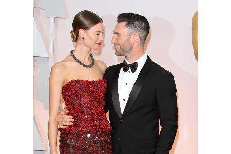 Auch Adam Levine hat offensichtlich eine Schwäche für Models. Bevor er in Behati Prinsloo die Frau seines Lebens fand, datet...