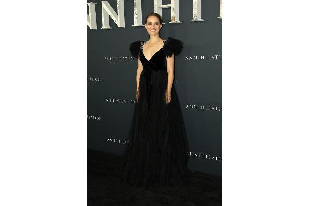 Am Dienstag feierte nicht etwa der zweite Teil von 'Black Swan' in Los Angeles Premiere, sondern 'Auslöschung'. Der ließ Nat...